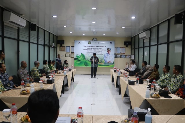 Penyerahan Bantuan BLT DBH CHT Tahun 2025